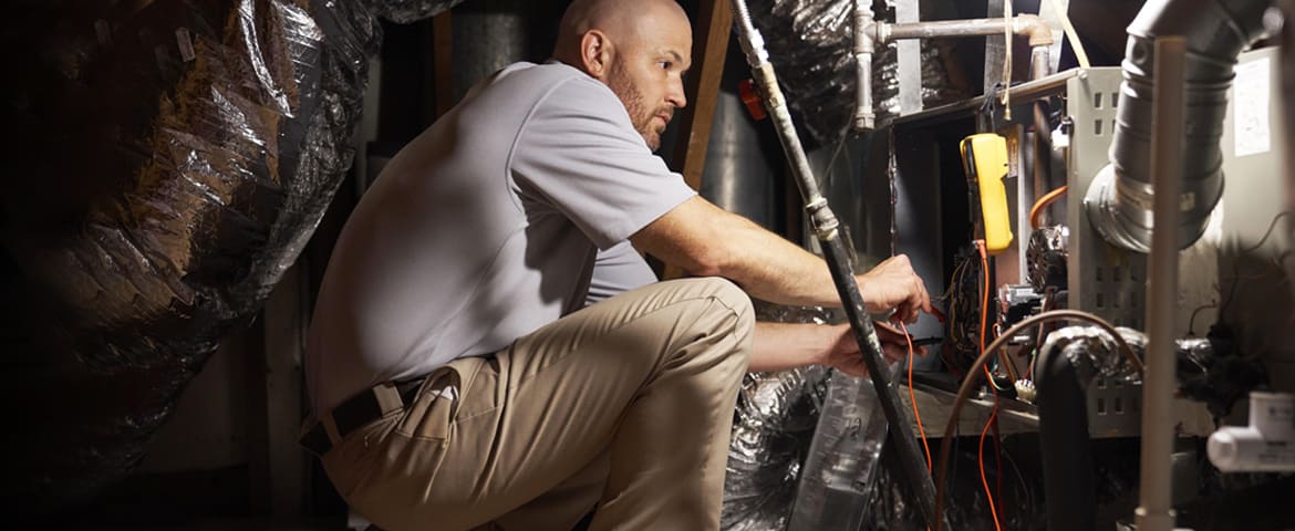 A Lennox dealer inspecting home